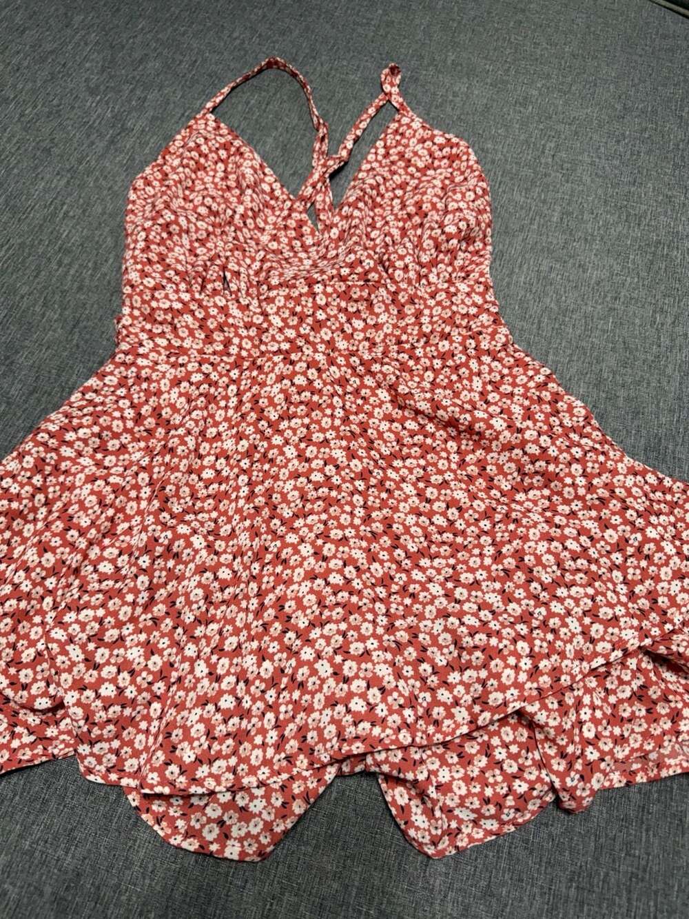 Fashion Nova Red White Floral Ditsy Print Halter Romper Shorts Size XS